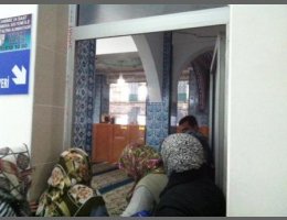 KADIN NAMAZ KILMA YERİ